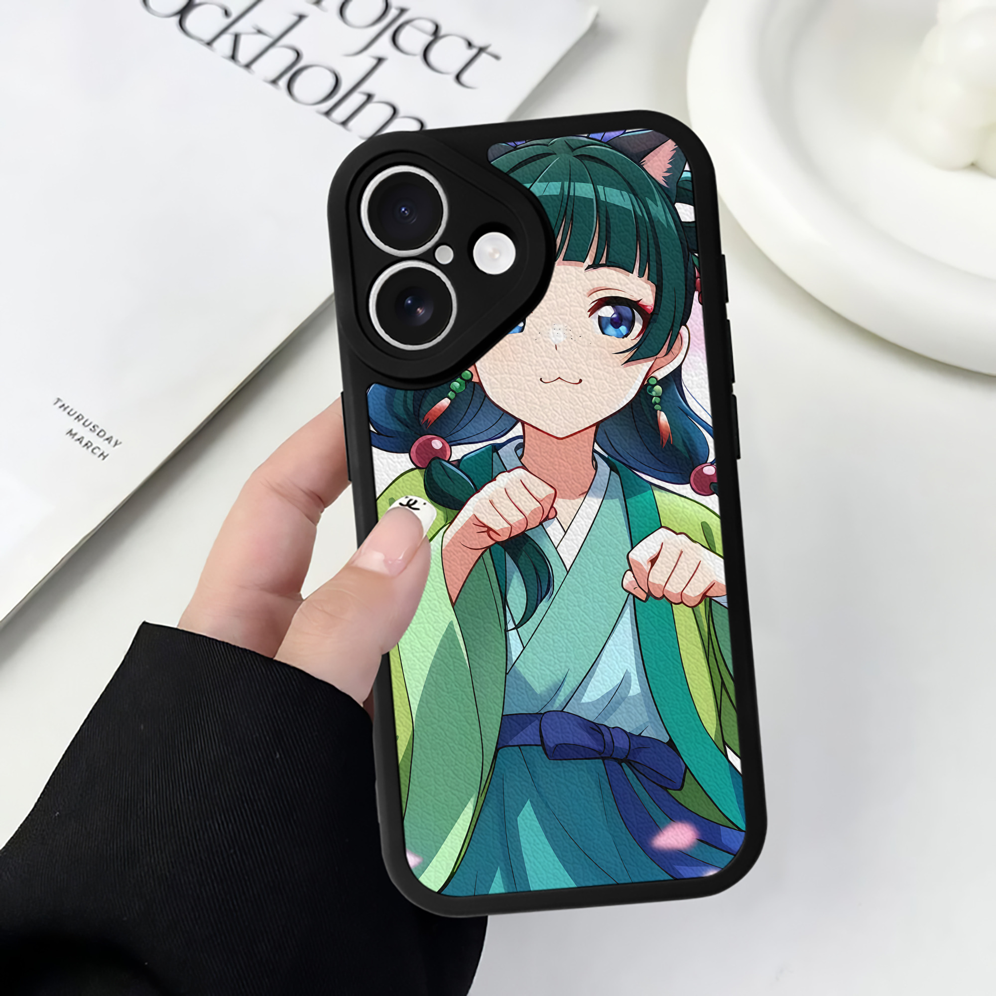 （画像用） 薬屋のひとりごと The Apothecary Diaries 【iPhone 16シリーズ対応】シリコンスマホケース（レザー調） 材質：シリコン